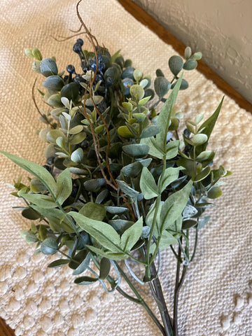 Blueberry Eucalyptus Pick